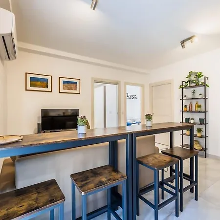 Palazzo Ducoss - 7 - Two Bedroom One Bathroom Apartament