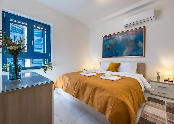 Palazzo Ducoss - 7 - Two Bedroom One Bathroom * Valletta